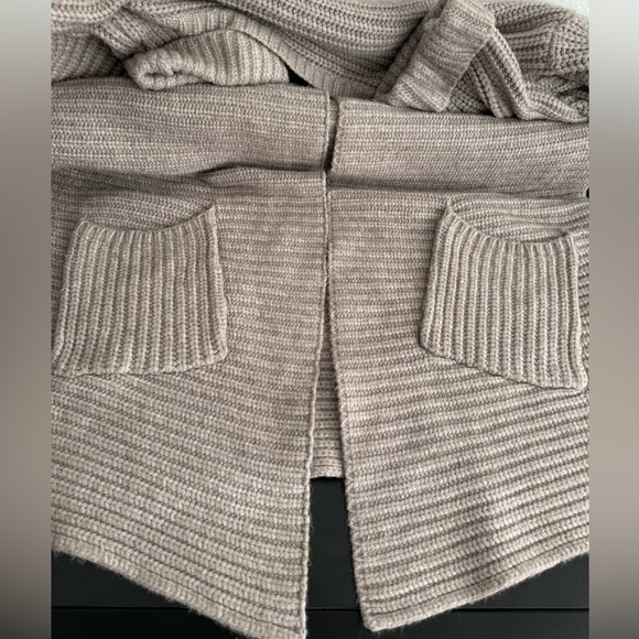 Knit Long Cardigan Sweater XL/1XL Italian Chunky Knit Long Cardigan - Picture 8 of 14